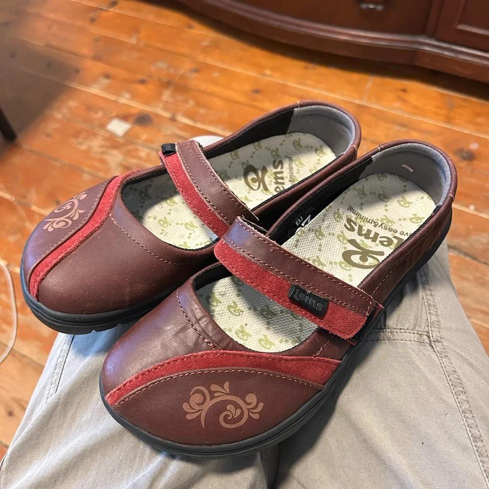 Lems Women's Burgundy Mules - Picture 2 of 2